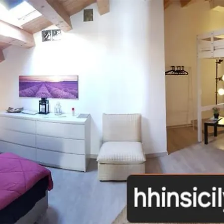 Апартаменты Homeholidayinsicily - Loft Nord